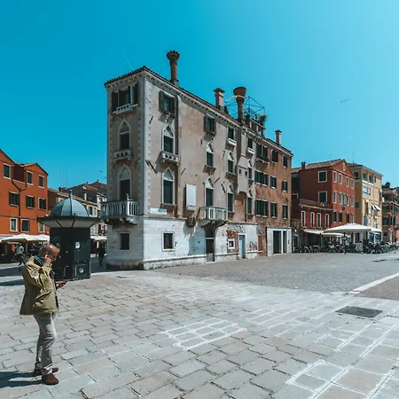 Appartement Ca Zorzi - 2 Minutes From Biennale & Canal View - Ape G Venise