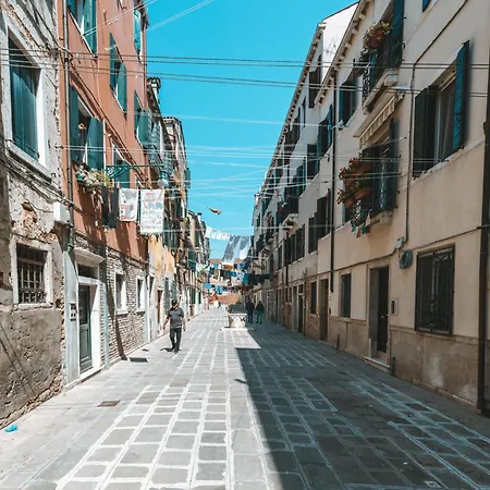 Ca Zorzi - 2 Minutes From Biennale & Canal View - Ape G Appartement